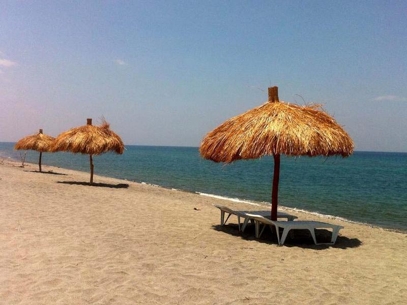 Rama International Beach Resort Botolan Eksteriør billede
