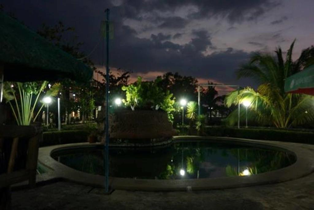 Rama International Beach Resort Botolan Eksteriør billede