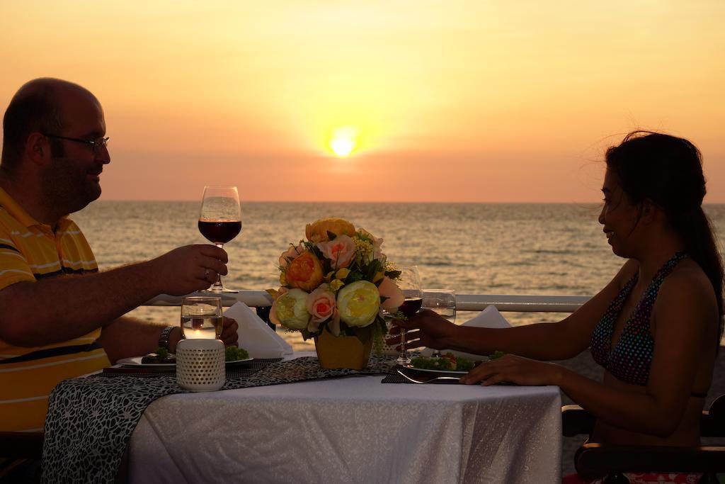 Rama International Beach Resort Botolan Eksteriør billede